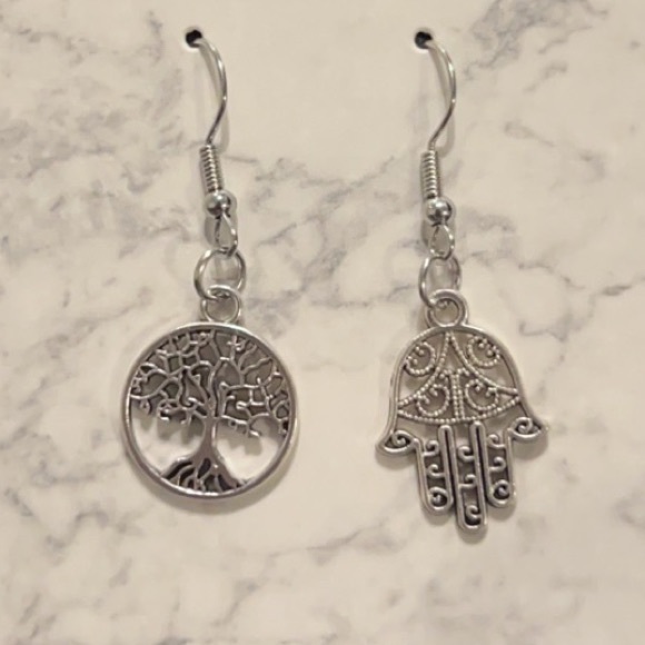 🔴Handmade Spiritual Earrings🌳 - Picture 2 of 3